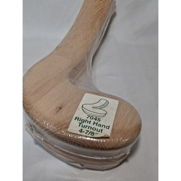 Babcock Stair Handrail 4-7/8” Fitting Right-Hand Turnout Wood Oak Unfinished - Picture 2 of 7